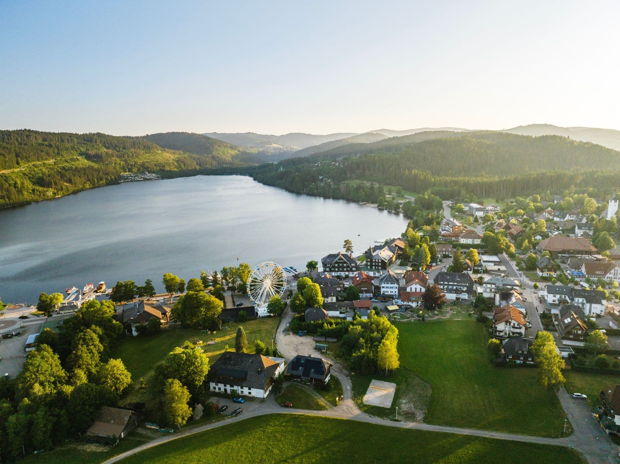 1_Titisee-Neustadt with Titisee © Hochschwarzwald Tourism Ltd.
