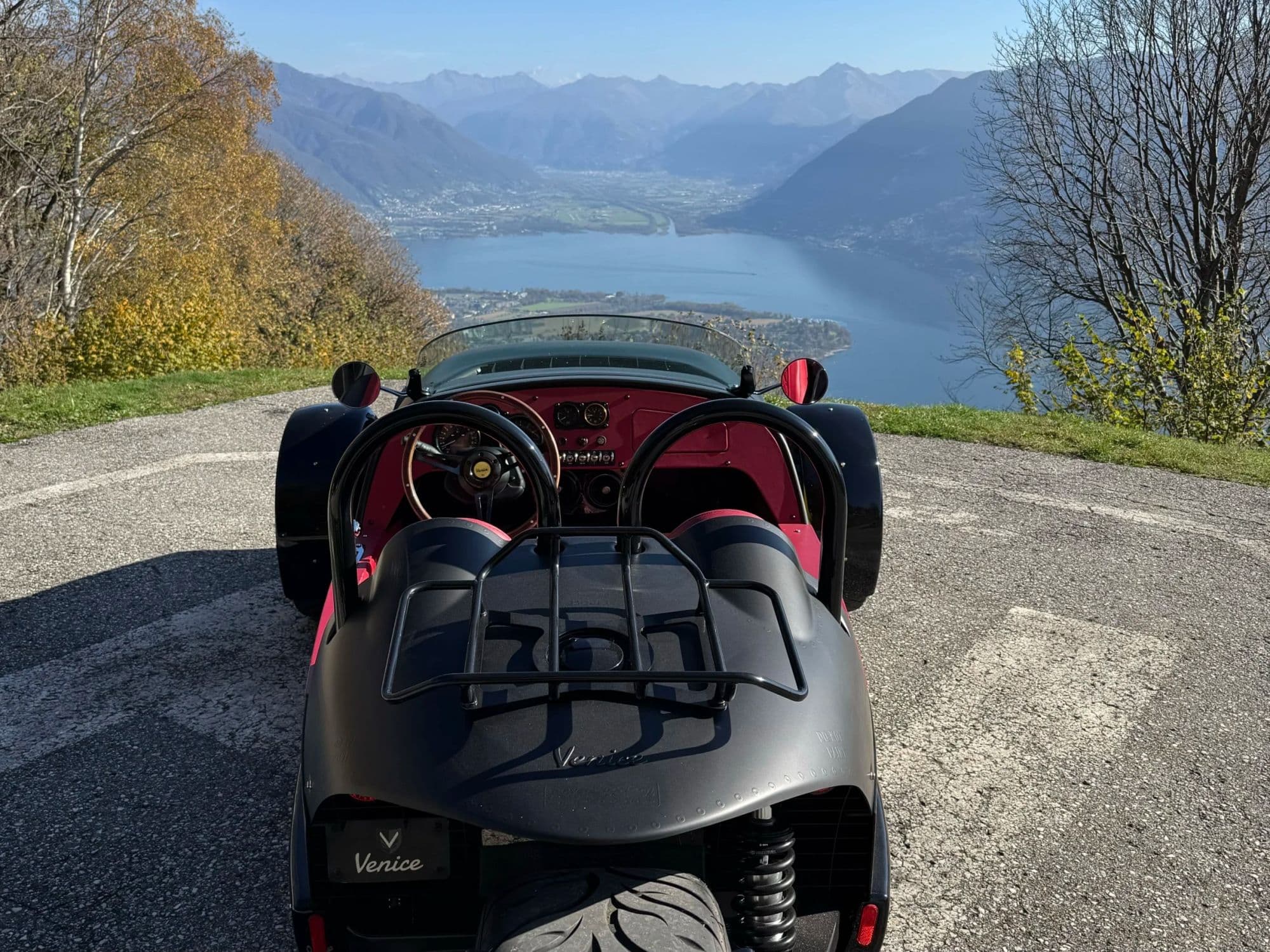 00 Roadster-Tessin-Hero-scaled Locarno