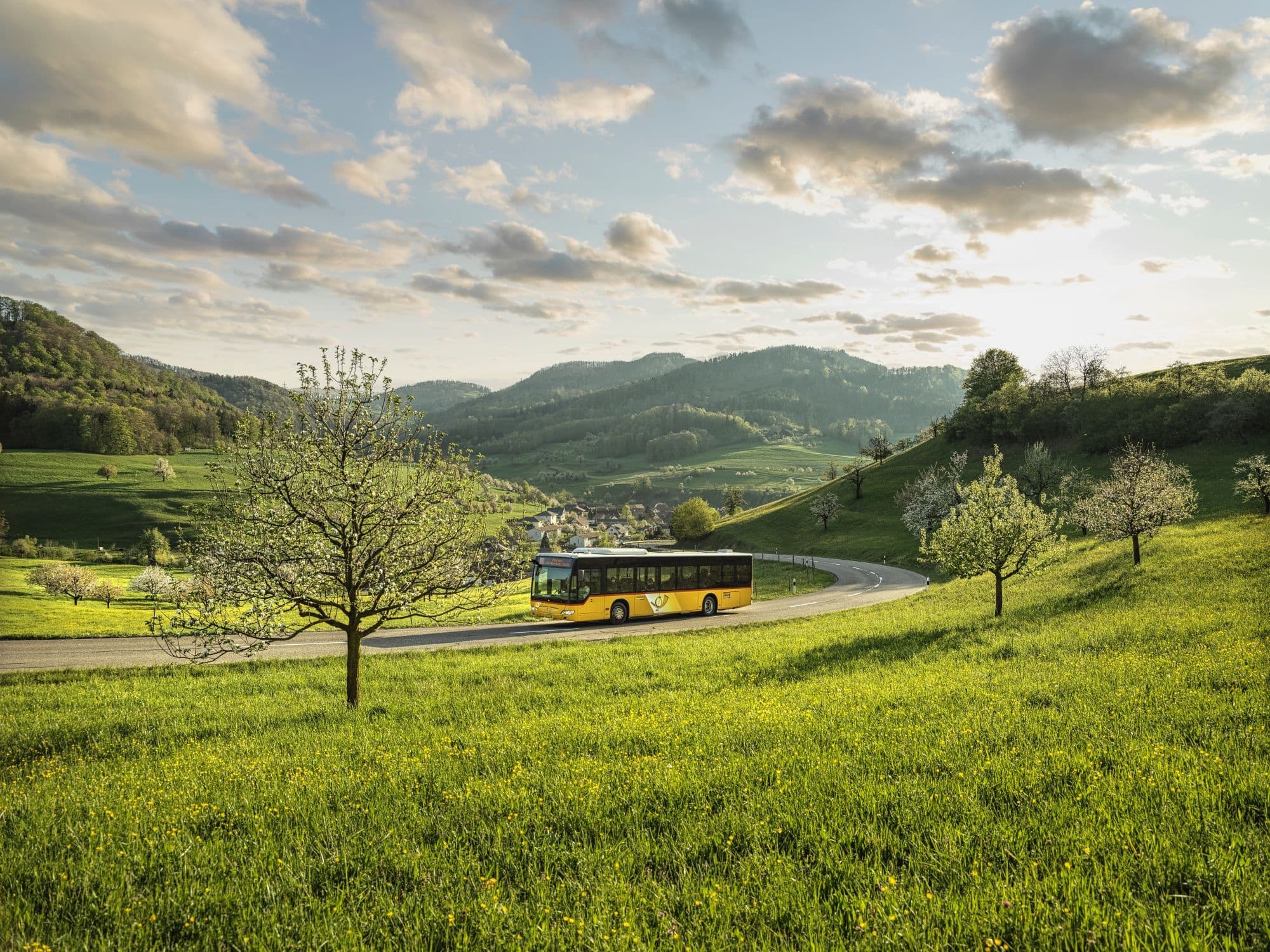 Postauto Benkerjoch (Photo by Jurapark Aargau)