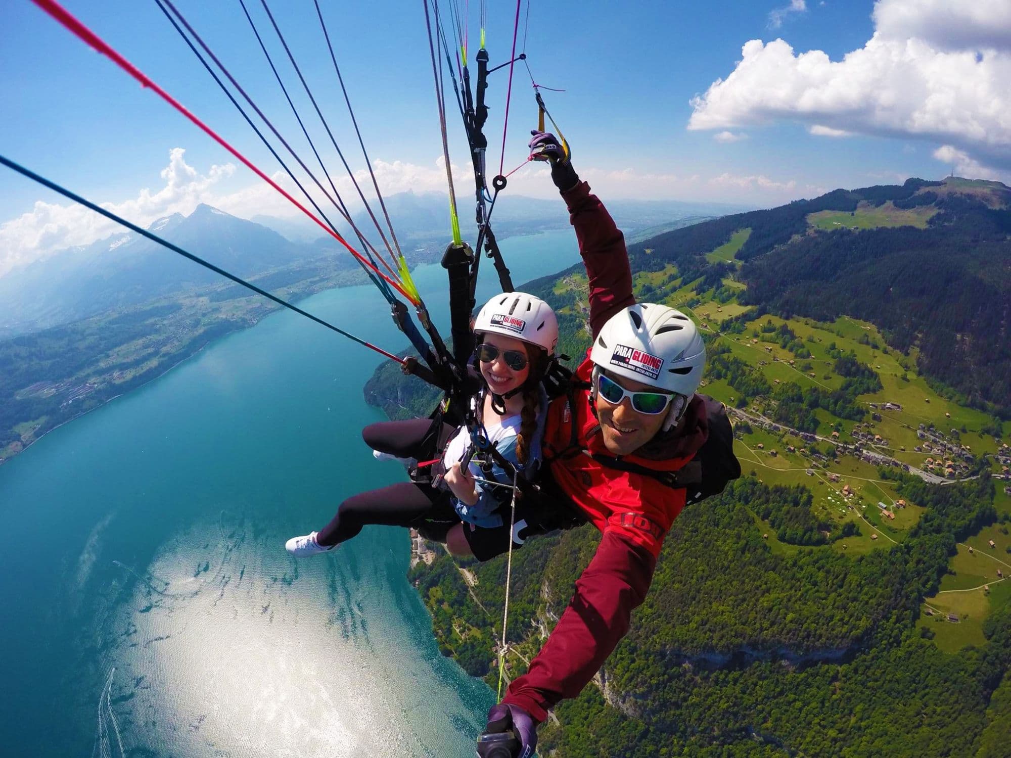 kt-2020-360-keytours-excursions-swisstours-interlaken-paragliding4-2048-10