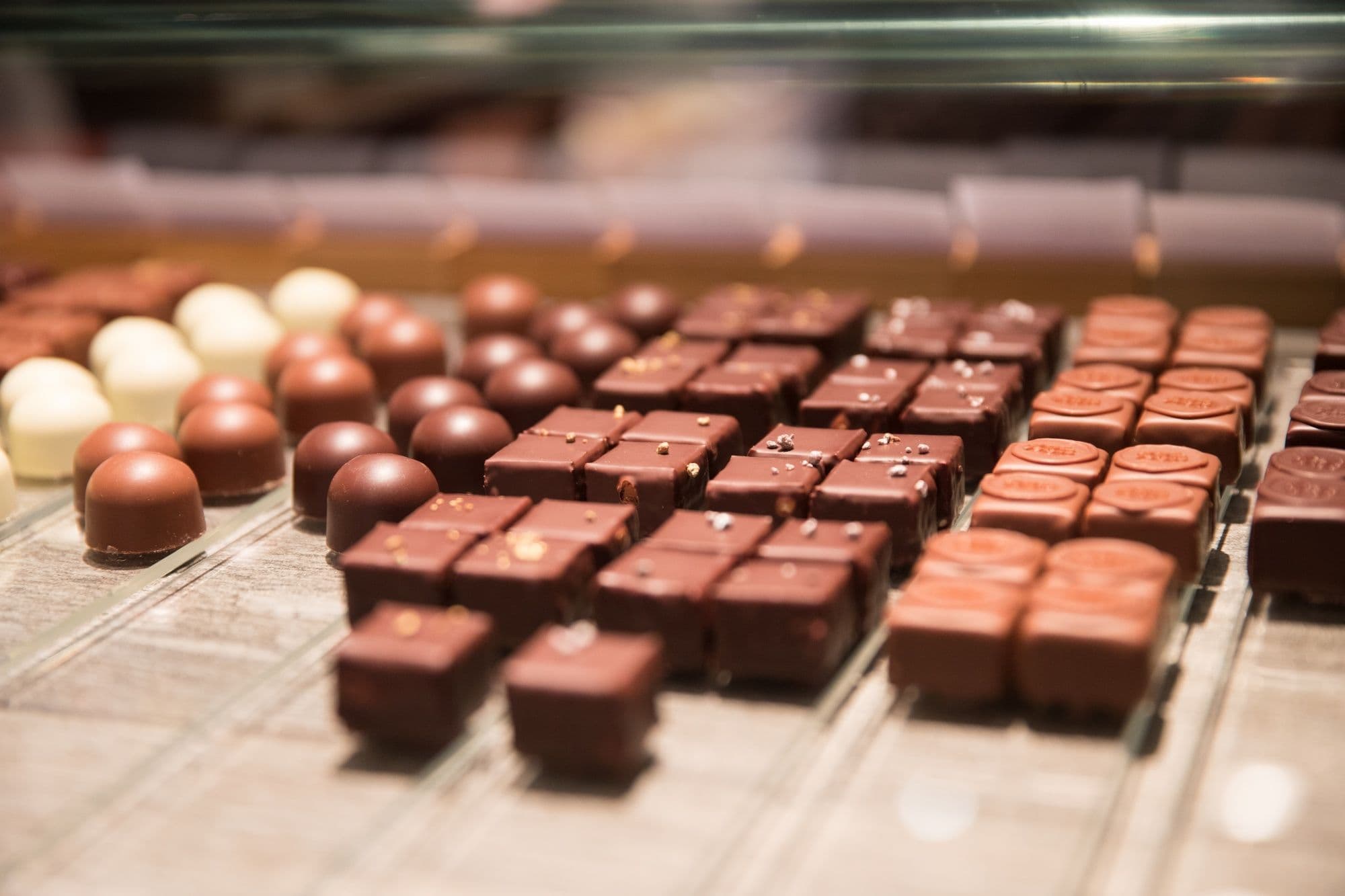 Chocolate Tour: Discover delicious chocolate specialties in Geneva with TukTuk.