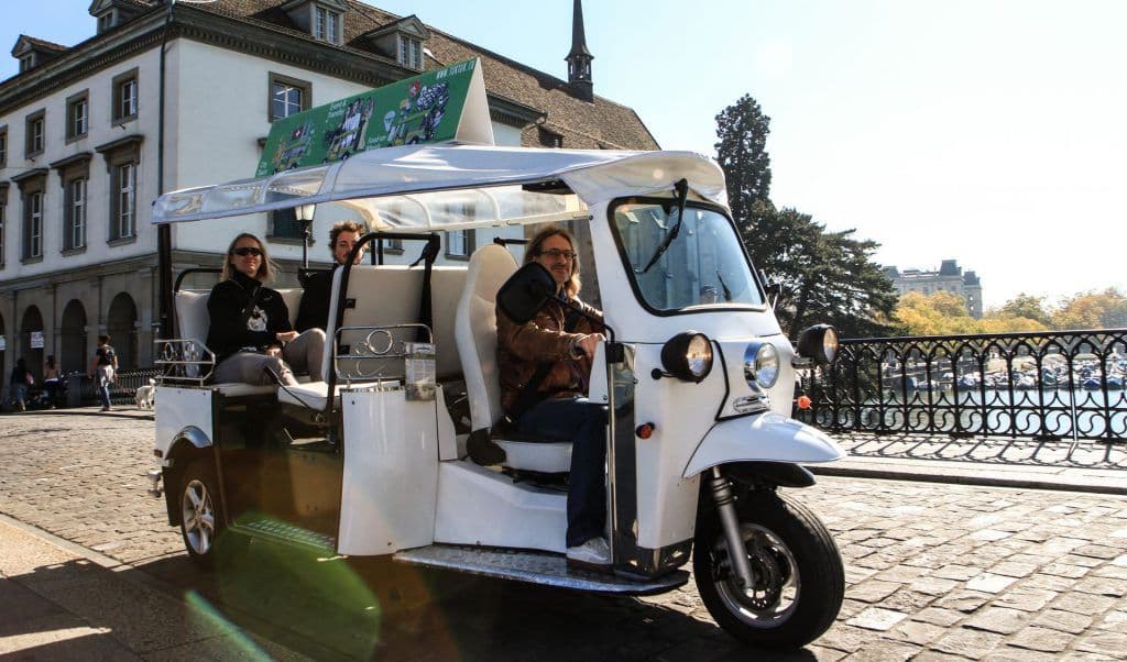 Burger tuk with sides and wine in Zurich 2